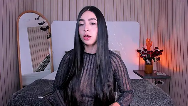 Snapshot of EmelyParker chatting on 11.03.25 EmelyParker online show from 11.03.25