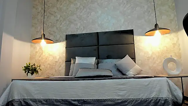 Snapshot of RaphaelDufort chatting on 09.09.25 RaphaelDufort online show from 09.09.25