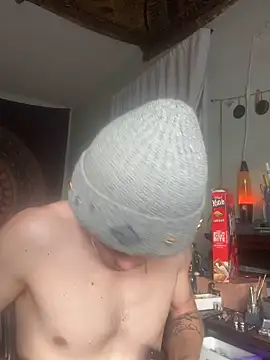 Snapshot of XanderOzzz chatting on 09.11.25 XanderOzzz online show from 09.11.25