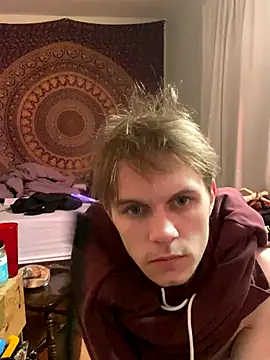 Snapshot of XanderOzzz chatting on 10.31.25 XanderOzzz online show from 10.31.25