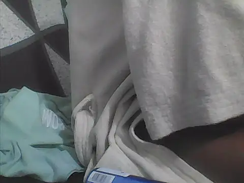 Snapshot of XaviGomez-87 chatting on 12.01.25 XaviGomez-87 online show from 12.01.25