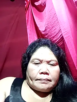 Snapshot of Mari_fvcks chatting on 10.03.25 Mari fvcks online show from 10.03.25