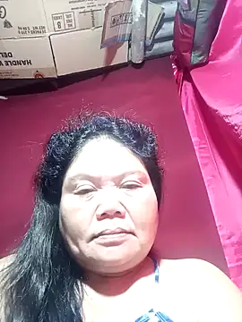 Snapshot of Mari_fvcks chatting on 10.04.25 Mari fvcks online show from 10.04.25