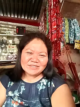 Snapshot of Mari_fvcks chatting on 10.06.25 Mari fvcks online show from 10.06.25