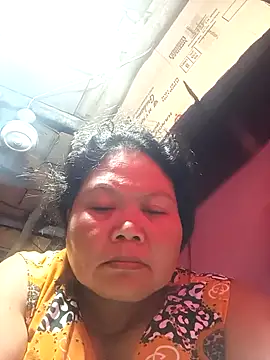 Snapshot of Mari_fvcks chatting on 10.12.25 Mari fvcks online show from 10.12.25