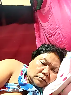 Snapshot of Mari_fvcks chatting on 10.13.25 Mari fvcks online show from 10.13.25