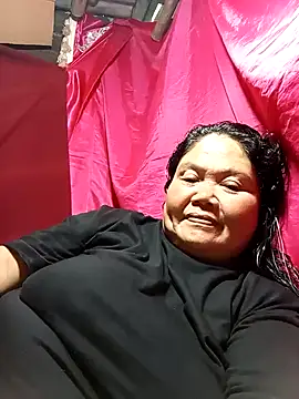 Snapshot of Mari_fvcks chatting on 11.21.25 Mari fvcks online show from 11.21.25