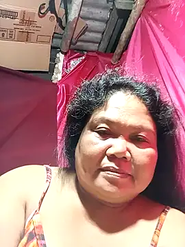 Snapshot of Mari_fvcks chatting on 11.21.25 Mari fvcks online show from 11.21.25