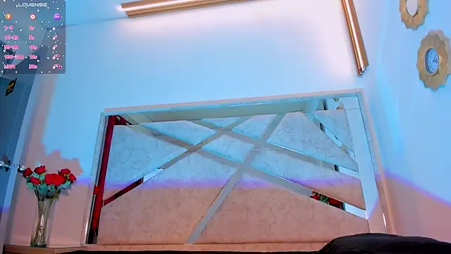 ThiccyLexxy online show from 11.20.25