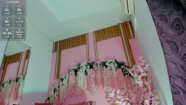 ThiccyLexxy online show from 12.01.25