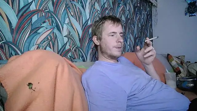 Snapshot of gaydavid chatting on 09.11.25 gaydavid online show from 09.11.25