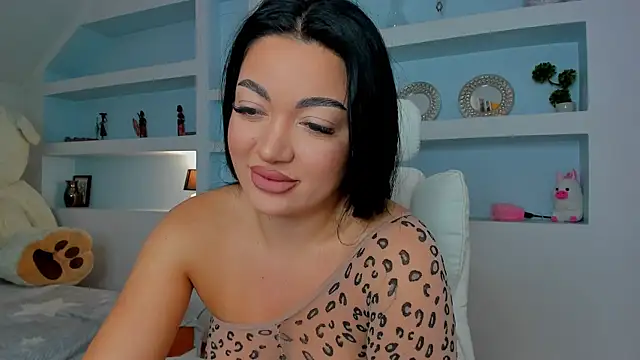 Snapshot of juicyjulie_ chatting on 09.27.25 juicyjulie online show from 09.27.25