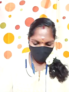 Snapshot of Tamil_Abinaya chatting on 10.10.25 Tamil Abinaya online show from 10.10.25