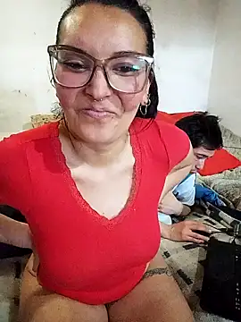 Snapshot of mabimilf90 chatting on 09.12.25 mabimilf90 online show from 09.12.25