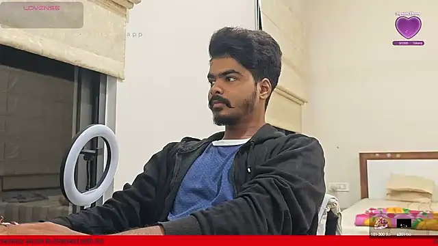 Snapshot of mrbuddy85 chatting on 10.08.25 mrbuddy85 online show from 10.08.25