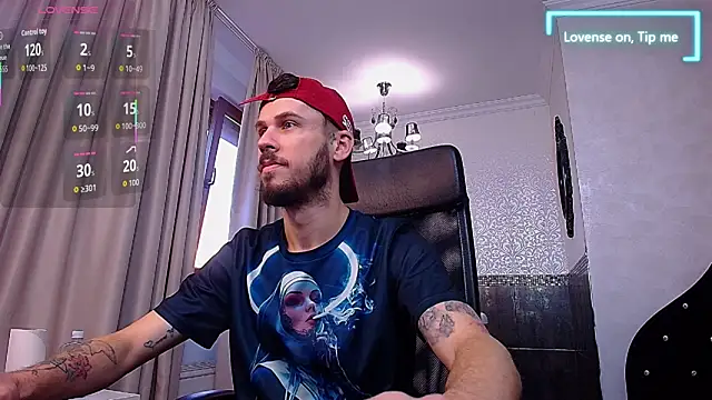Snapshot of JonahShaw chatting on 09.19.25 JonahShaw online show from 09.19.25