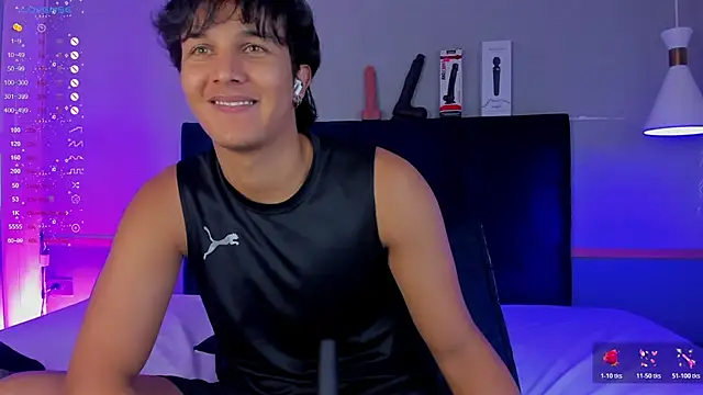 Leo Savage  online show from 11.18.25