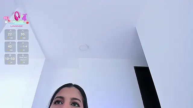 leyacopper online show from 10.20.25