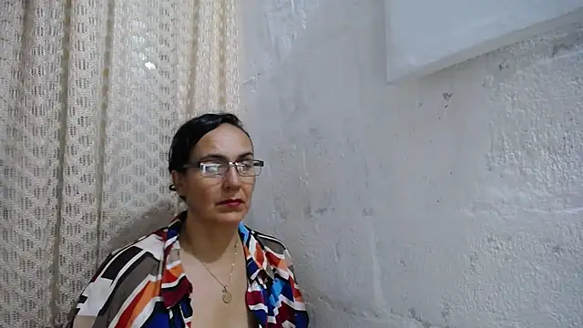 gabbyparker  online show from 10.31.25