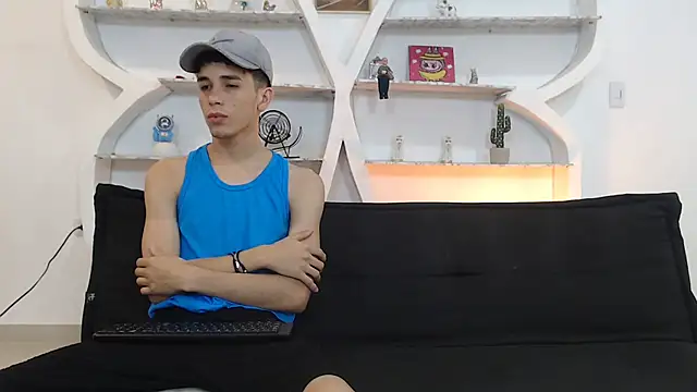 THREE GUYS HOT online show from 11.29.25