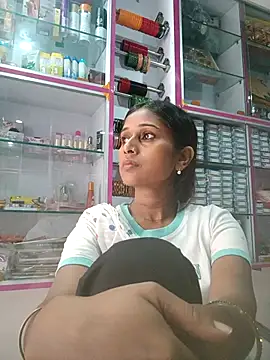Snapshot of hotshreya69 chatting on 09.09.25 hotshreya69 online show from 09.09.25