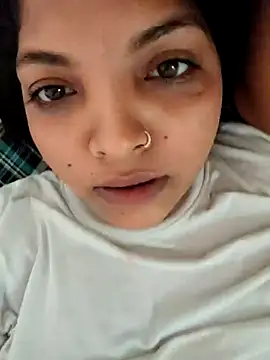 Snapshot of Komal-stream chatting on 09.13.25 Komal-stream online show from 09.13.25