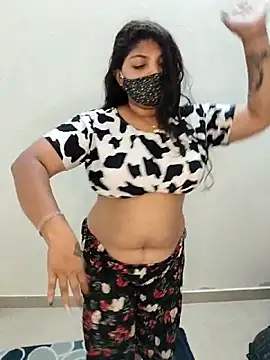 Snapshot of Komal-stream chatting on 09.29.25 Komal-stream online show from 09.29.25