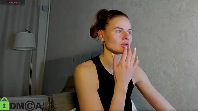 Wanda Gomez online show from 10.16.25