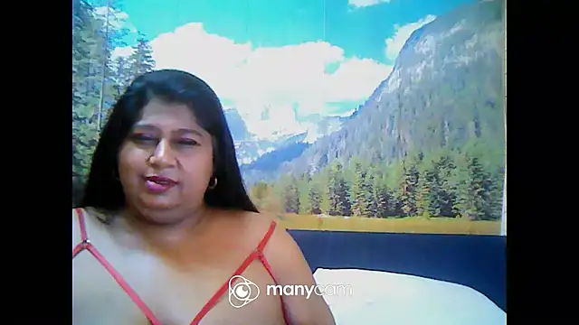 Snapshot of indianhoney694u chatting on 03.04.25 indianhoney694u online show from 03.04.25