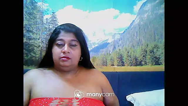 Snapshot of indianhoney694u chatting on 03.12.25 indianhoney694u online show from 03.12.25