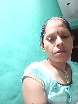 Snapshot of Suhana_pandit chatting on 09.18.25 Suhana pandit online show from 09.18.25