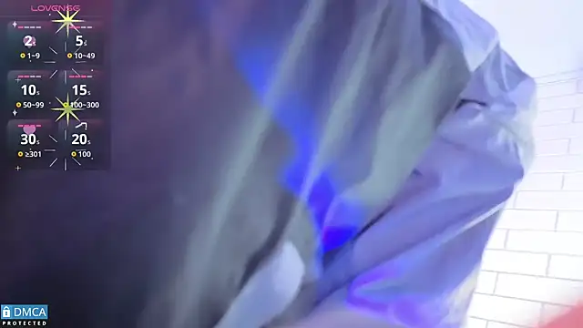 nena cupcake  online show from 11.06.25