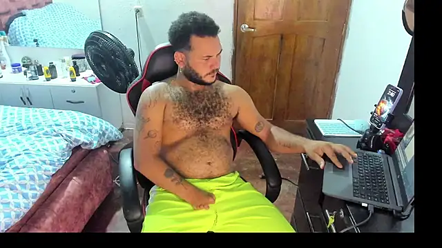 Snapshot of Alex_Dancy5 chatting on 09.09.25 Alex Dancy5 online show from 09.09.25