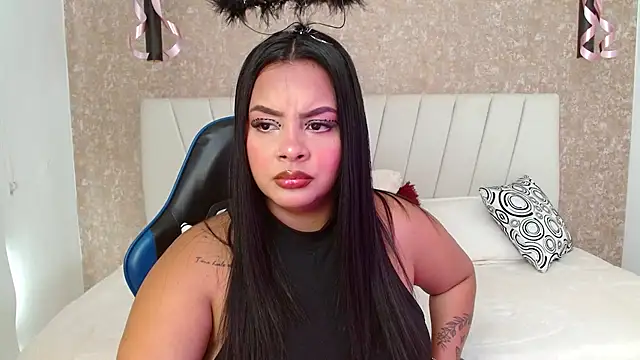 Snapshot of Amaranta_carey chatting on 11.17.25 Amaranta carey online show from 11.17.25