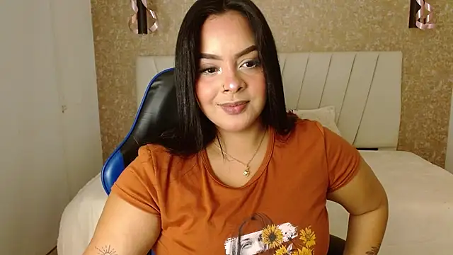 Snapshot of Amaranta_carey chatting on 11.23.25 Amaranta carey online show from 11.23.25