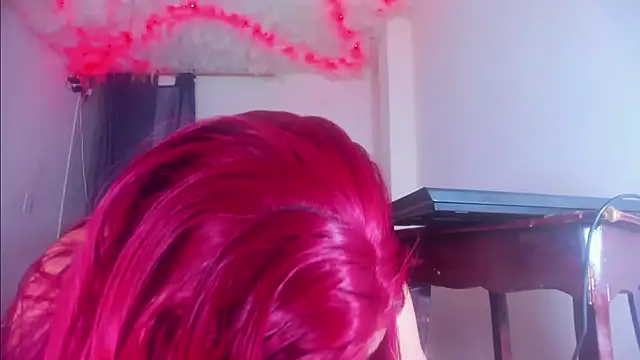 Snapshot of latin_big_01 chatting on 10.25.25 latin big 01 online show from 10.25.25