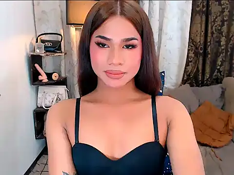 Snapshot of asianlatina69 chatting on 09.30.25 asianlatina69 online show from 09.30.25