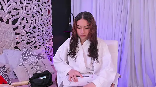 Snapshot of Anseru_ chatting on 11.27.25 Anseru online show from 11.27.25