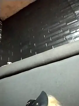 Snapshot of Ashleycam69 chatting on 10.25.25 Ashleycam69 online show from 10.25.25