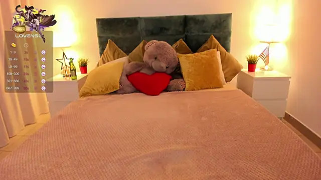 mishapallmer online show from 09.24.25