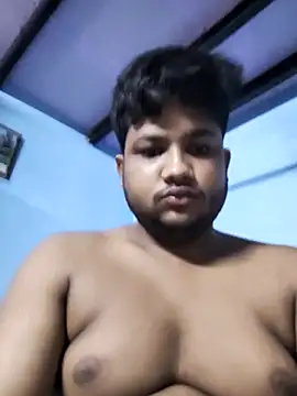 Snapshot of WorthyGyro88 chatting on 10.22.25 WorthyGyro88 online show from 10.22.25