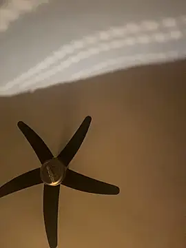 krystal fr online show from 10.03.25