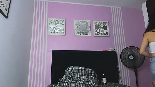 Snapshot of Horny_firecouple chatting on 09.10.25 Horny firecouple online show from 09.10.25