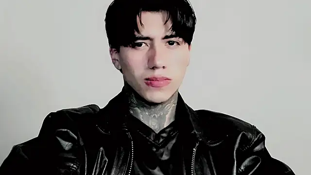 Snapshot of Alex_bdsmz chatting on 11.07.25 Alex bdsmz online show from 11.07.25