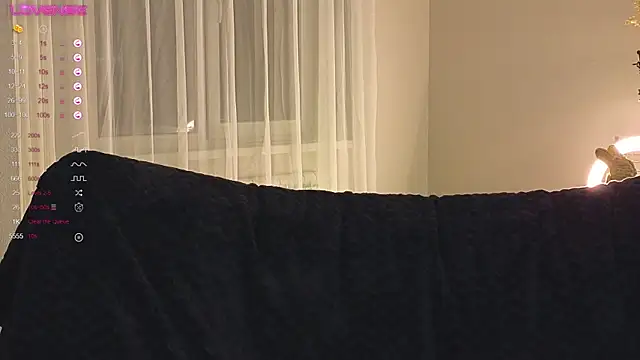 NyxaThorn online show from 10.27.25