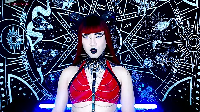 Snapshot of naomi_satan chatting on 10.22.25 naomi satan online show from 10.22.25