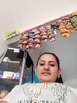 Snapshot of Titiss8921 chatting on 09.25.25 Titiss8921 online show from 09.25.25