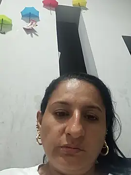 Snapshot of Titiss8921 chatting on 09.27.25 Titiss8921 online show from 09.27.25