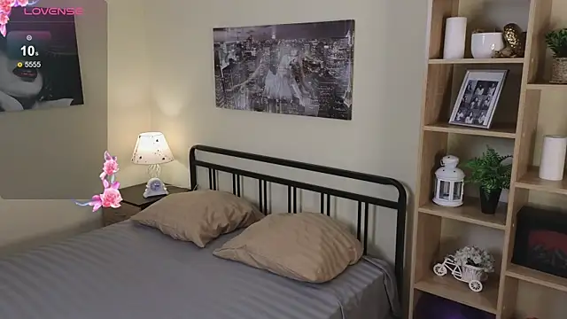 Bonnie Nunez online show from 11.08.25