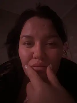 SunnyLeila2101 online show from 11.19.25